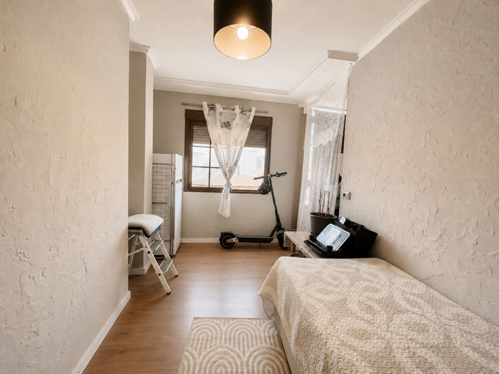 Image No.15-4 Bed Apartment for sale