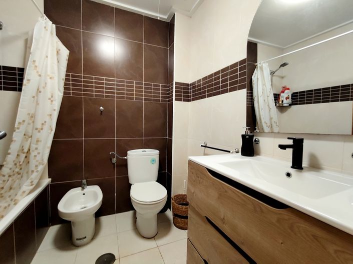 Image No.23-3 Bed Apartment for sale