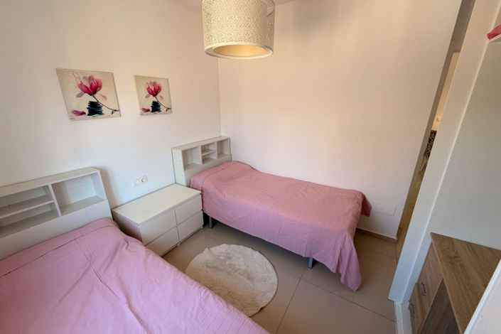 Image No.17-2 Bed Apartment for sale