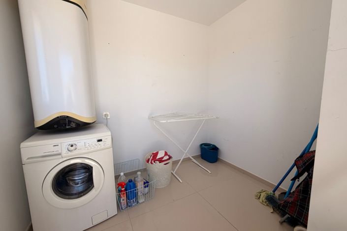 Image No.23-2 Bed Apartment for sale