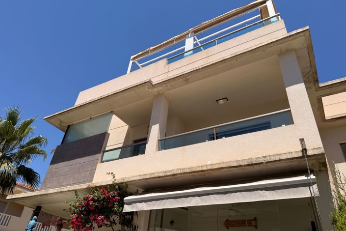 Image No.27-2 Bed Apartment for sale