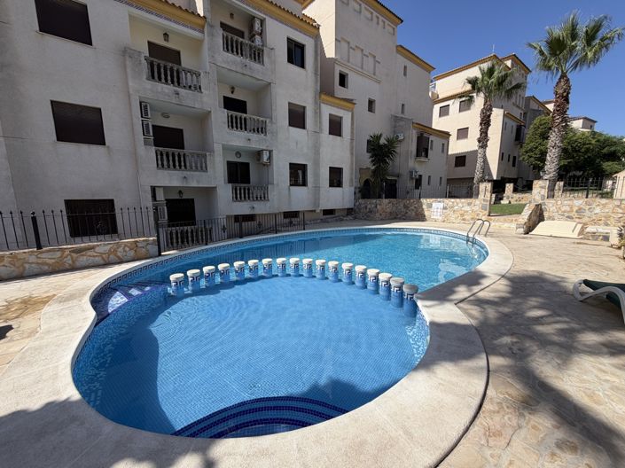 Image No.26-2 Bed Apartment for sale