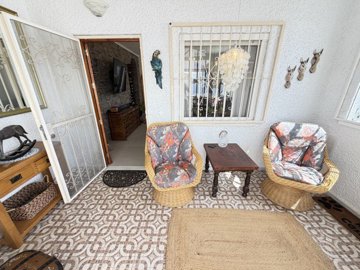 16198img1693