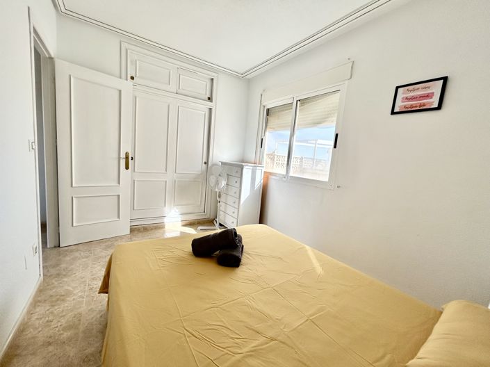 Image No.18-3 Bed Townhouse for sale