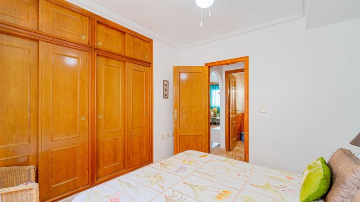Image No.22-Appartement de 2 chambres à vendre à Punta Prima