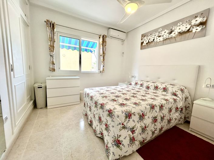 Image No.17-5 Bed Villa for sale