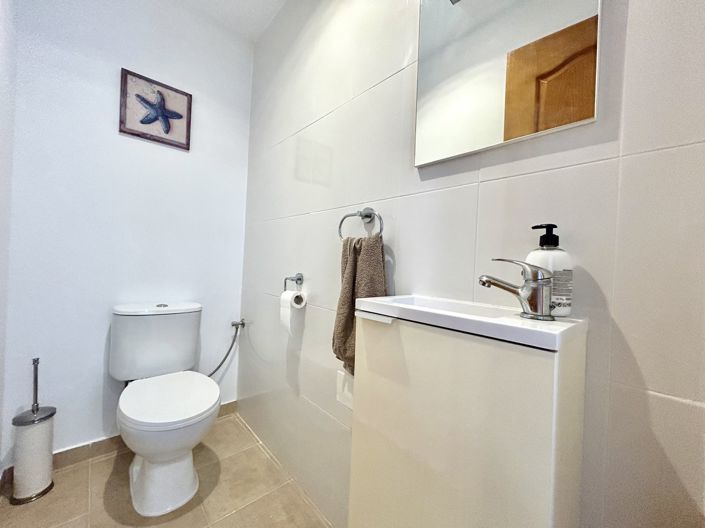 Image No.37-5 Bed Villa for sale