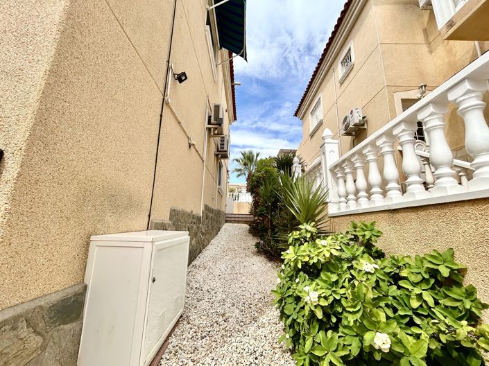 Image No.39-5 Bed Villa for sale