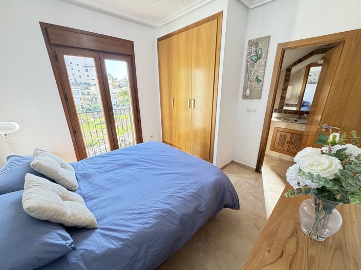 Image No.16-2 Bed Apartment for sale