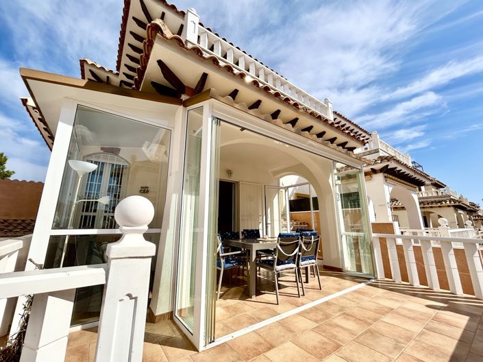 Image No.2-2 Bed Townhouse for sale