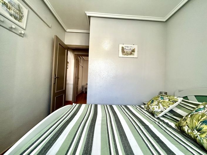 Image No.15-2 Bed Townhouse for sale