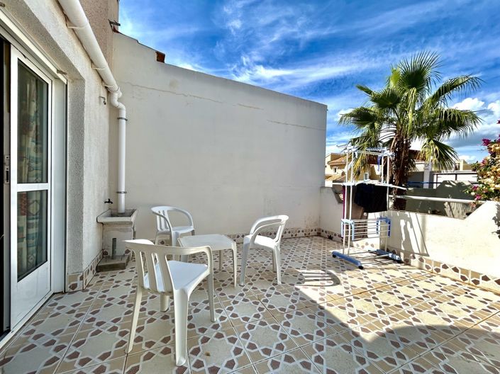 Image No.22-2 Bed Townhouse for sale