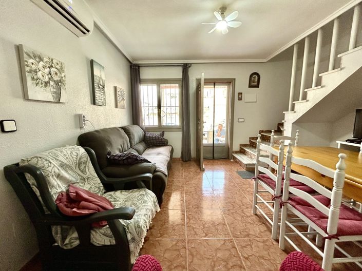 Image No.7-2 Bed Townhouse for sale