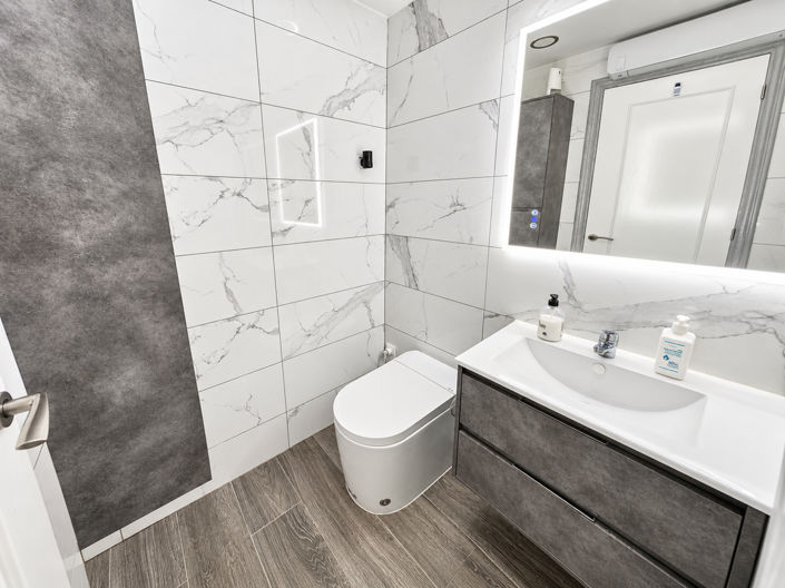 Image No.17-2 Bed Apartment for sale