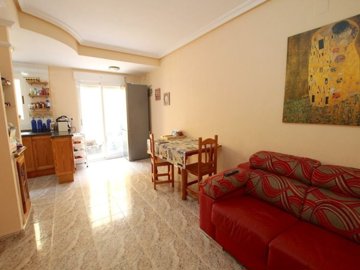 town-house-in-villamartin-12-large