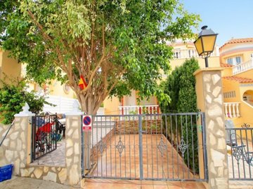 town-house-in-villamartin-6-large