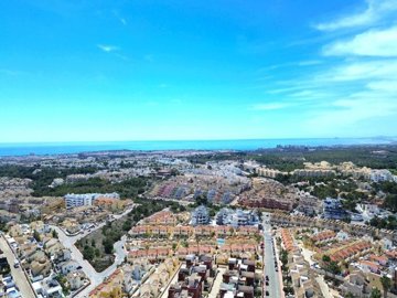 town-house-in-villamartin-5-large