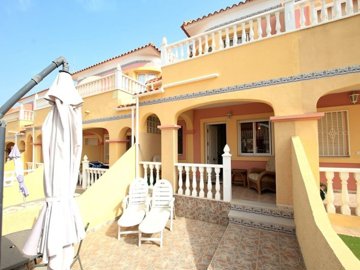 town-house-in-villamartin-8-large