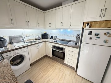 16208img3080