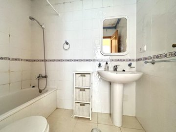 apartment-in-villamartin-14-large
