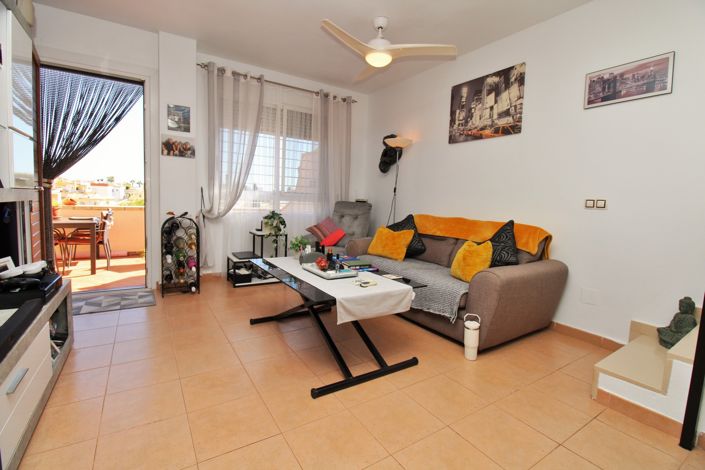 Image No.8-3 Bed Townhouse for sale