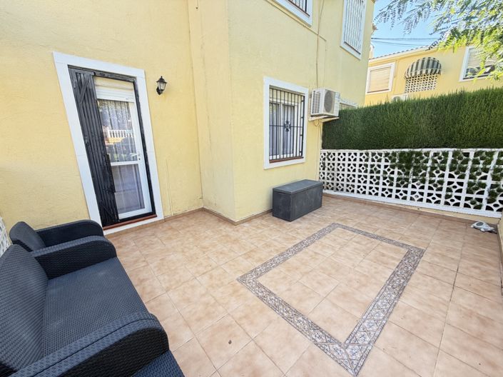 Image No.20-2 Bed Apartment for sale