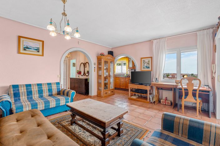 Image No.17-2 Bed Villa for sale
