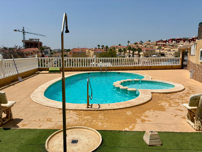 Image No.21-2 Bed Apartment for sale