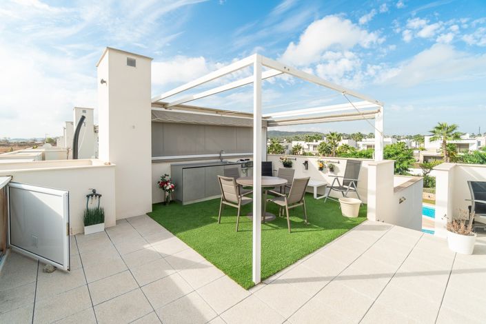 Image No.37-2 Bed Bungalow for sale