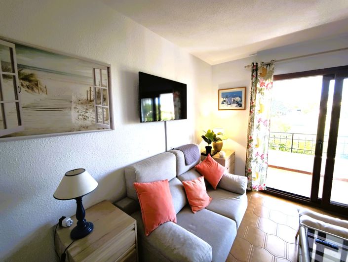 Image No.10-2 Bed Apartment for sale