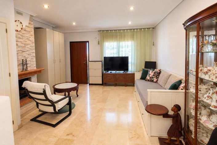 Image No.11-2 Bed Duplex for sale