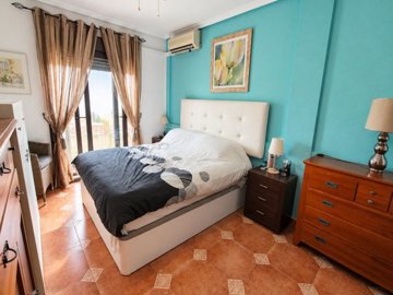 town-house-in-playa-flamenca-14-large
