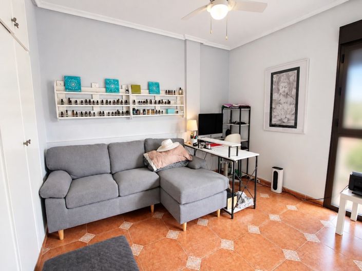 Image No.20-3 Bed Townhouse for sale