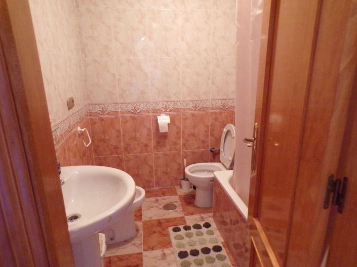 Image No.14-Appartement de 2 chambres à vendre