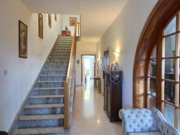 41-hall-way