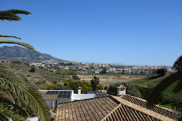 Image No.11-4 Bed Property for sale