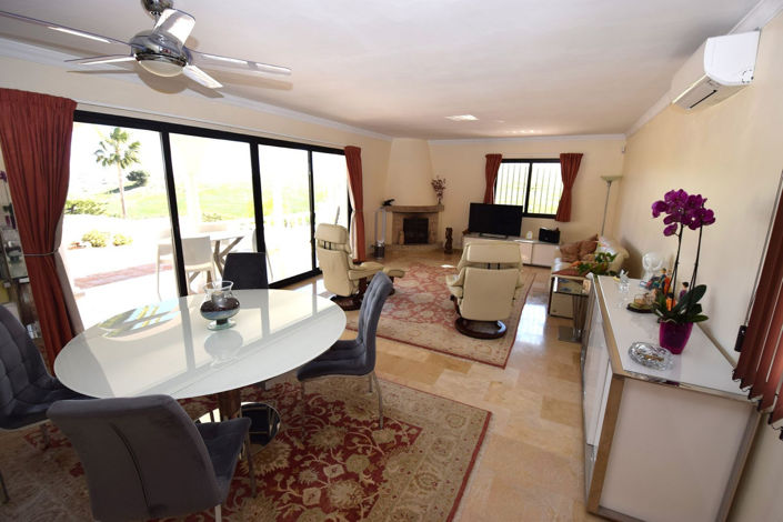 Image No.14-4 Bed Property for sale