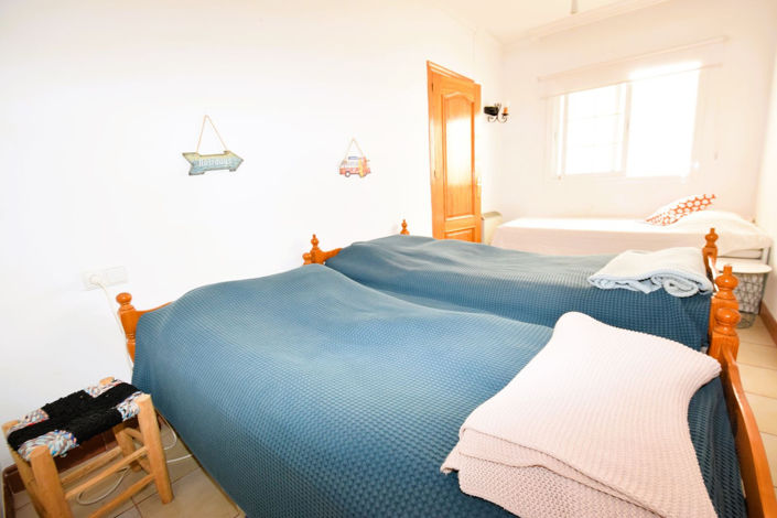 Image No.14-4 Bed Property for sale