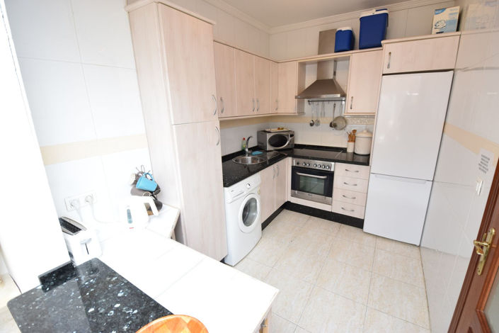 Image No.11-3 Bed Property for sale