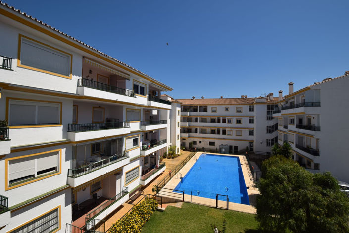 Image No.26-3 Bed Property for sale