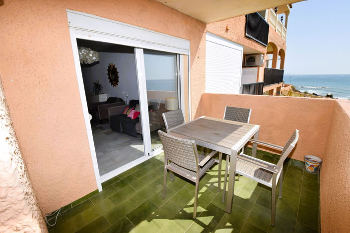 Image No.10-2 Bed Property for sale