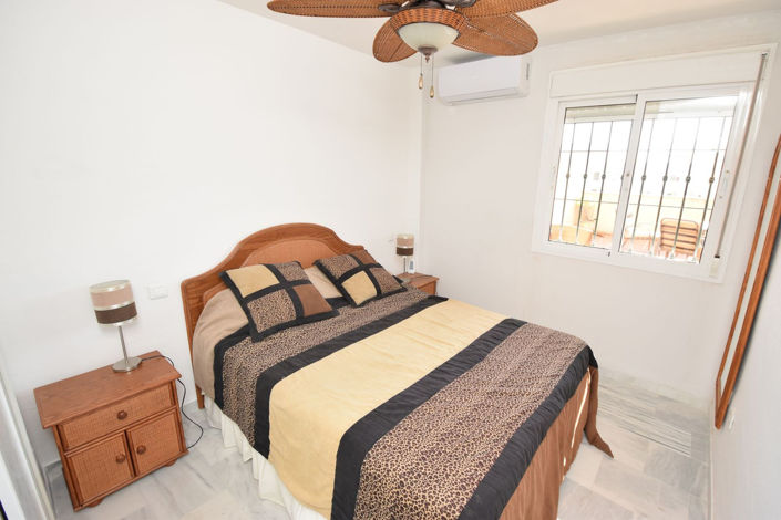 Image No.12-2 Bed Property for sale