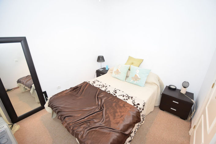 Image No.15-2 Bed Property for sale