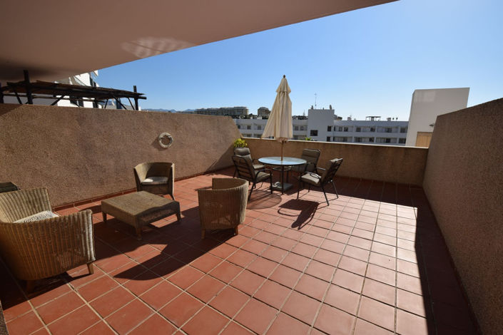 Image No.3-2 Bed Property for sale