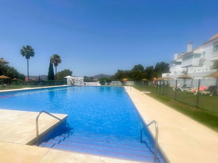 Image No.16-3 Bed Property for sale