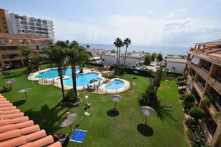 Image No.17-2 Bed Property for sale