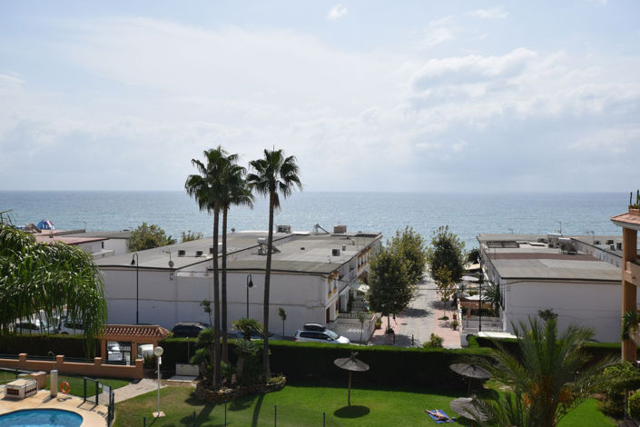 Image No.18-2 Bed Property for sale