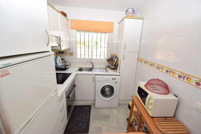 Image No.9-2 Bed Property for sale