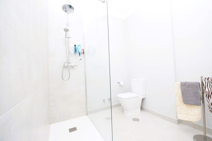 Image No.16-3 Bed Property for sale