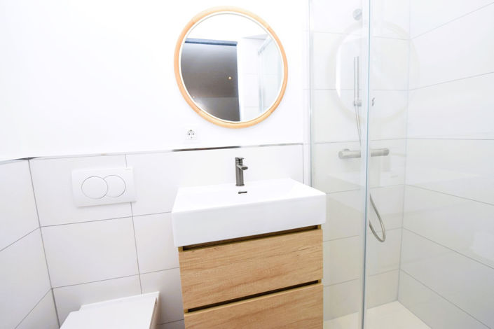 Image No.24-3 Bed Property for sale